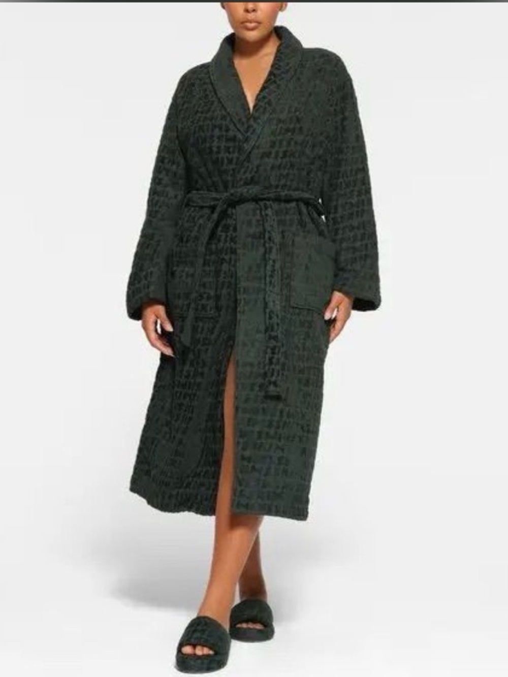 SKIMS Spa Terry Robe in Pine